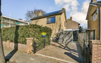 Twee-onder-één-kap te koop: Lorentzstraat 8, Nieuw Noord - wonen Zandvoort
