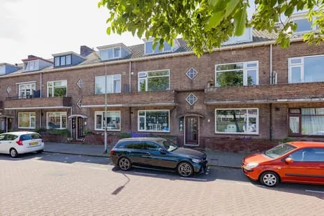 Appartement te koop: Lorentzstraat 82, Tussenbeeksbuurt Ijmuiden