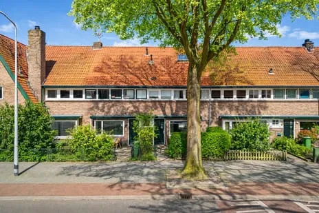 Tussenwoning te koop: Lorentzweg 91, Kleine Driftbuurt Hilversum
