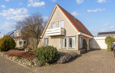 Twee-onder-één-kap te koop: Loswal 12, Haulerwijk-Noord-West Haulerwijk