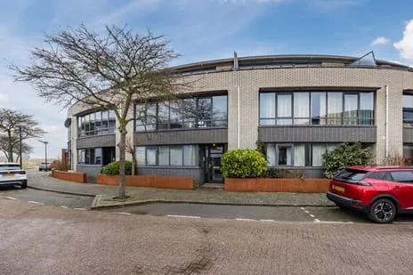 Tussenwoning te koop: Lotte Beesestraat 16, Dobbewijk-Zuid Leiden
