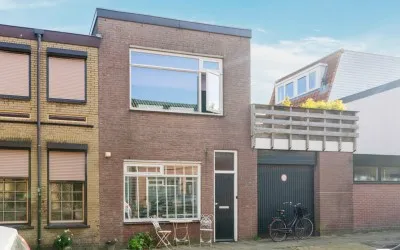 Tussenwoning te koop: Lotterstraat 4, De Goede Hoop Haarlem