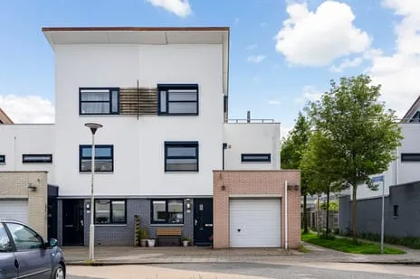 Corner house for sale: Lou Bandystraat 47, Rijkerswoerd-Midden Arnhem