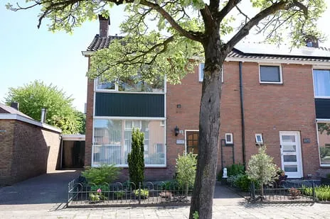Twee-onder-één-kap te koop: Louis Braillestraat 22, Deppenbroek Enschede