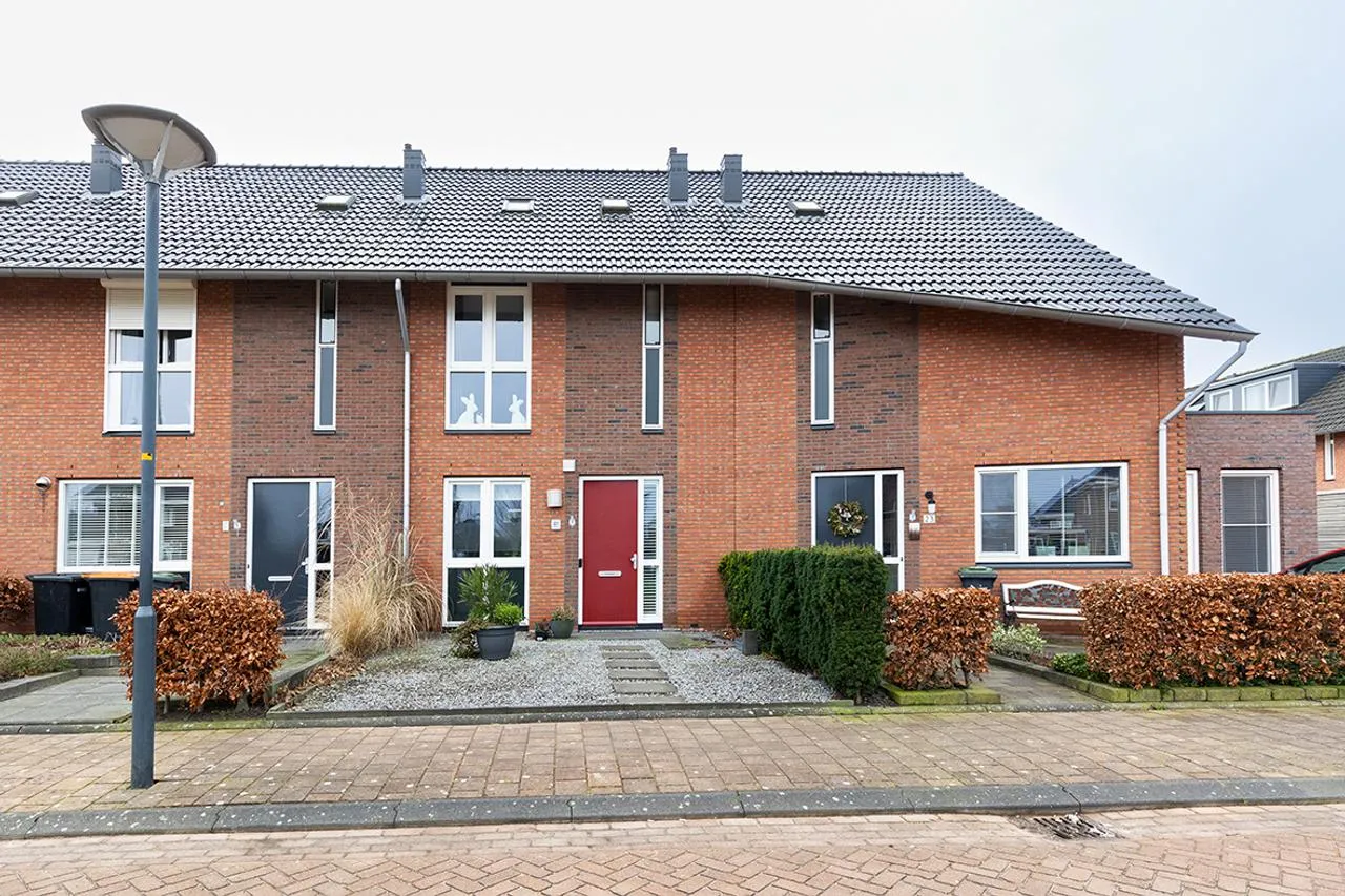 Tussenwoning te koop: Louis Couperushof 21, Grootebroek