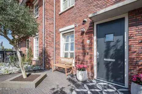 Tussenwoning te koop: Louis d'Orlaan 24, Toneelbuurt Berkel En Rodenrijs