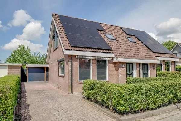 Twee-onder-één-kap te koop: Louisa Hedwig van Catzstraat 59A, Graaf Willem Hoogwoud