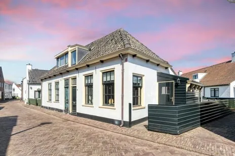 Hoekwoning te koop: Louwestraat 25, Centrum Katwijk (Zh)