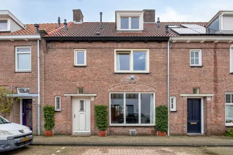 Tussenwoning te koop: Lovensestraat 178D, Loven Oost Tilburg