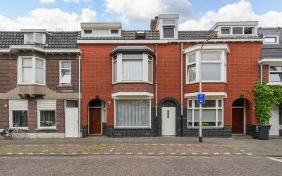 Tussenwoning te koop: Lovensestraat 66, Loven Noord Tilburg
