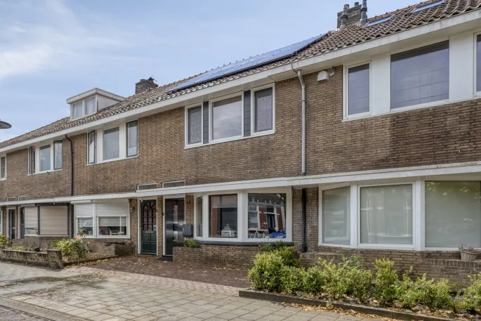 Tussenwoning te koop: Loweg 50, Tuindorp-Zuid Hengelo