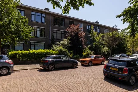 Apartment for sale: Lübeckstraat 154, Stadhoudersplantsoen 'S-Gravenhage