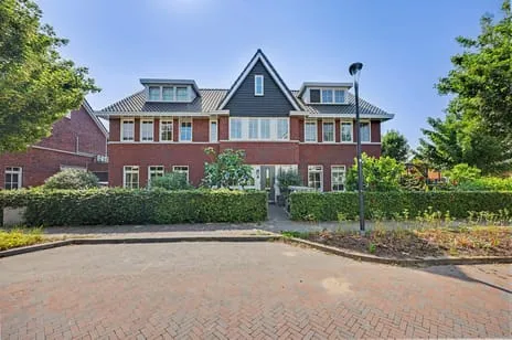 Tussenwoning te koop: Lucebertstraat 4, Ressen Nijmegen