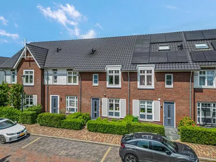 Tussenwoning te koop: Lucebertstraat 7, Ressen Nijmegen