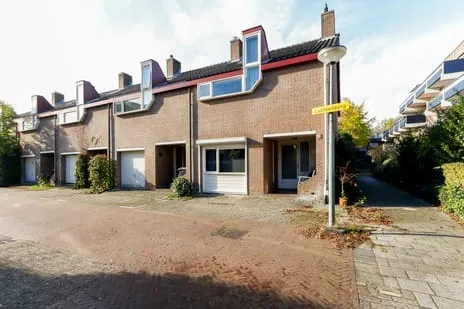 Hoekwoning te koop: Luchtenburg 124, Vredenburg en omgeving Dordrecht