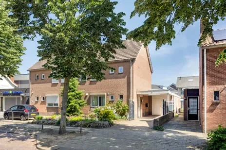 Hoekwoning te koop: Lucia Eijckenstraat 72, De Meede Made