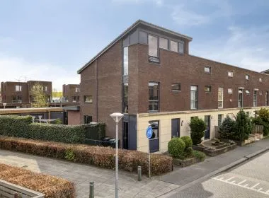 Hoekwoning te koop: Lucky Lukestraat 22, Stripheldenbuurt Zuid Almere