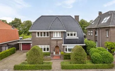 Vrijstaande woning te koop: Ludwigstraat 15, Stationsbuurt Roosendaal