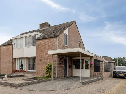Semi-detached for sale: Lugtenburg 3, Sint Willebrord St. Willebrord