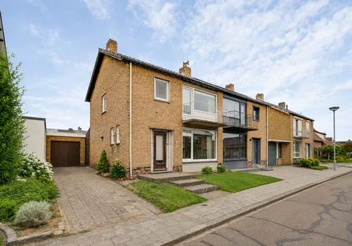 Semi-detached for sale: Luiksestraat 3, Thorn Thorn