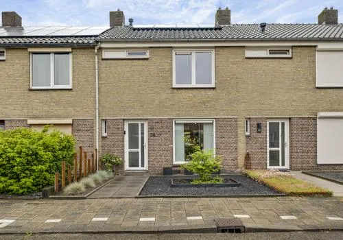 Tussenwoning te koop: Luikstraat 34, Groenewoud-Noord Weert