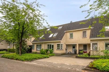Tussenwoning te koop: Luipaardweg 18, Faunabuurt Noord Almere