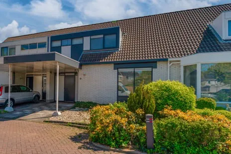 Tussenwoning te koop: Luit 3, Methen Zevenaar