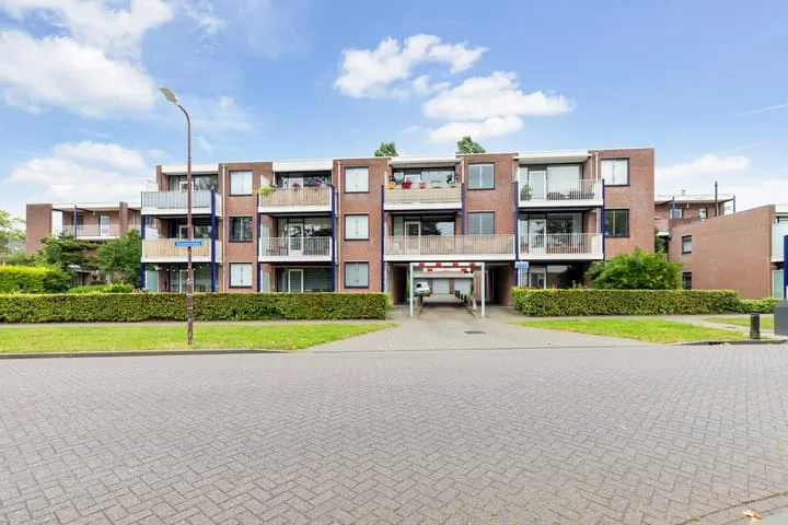 Appartement te koop: Luit Looymanshof 34, Velletri Oudenbosch