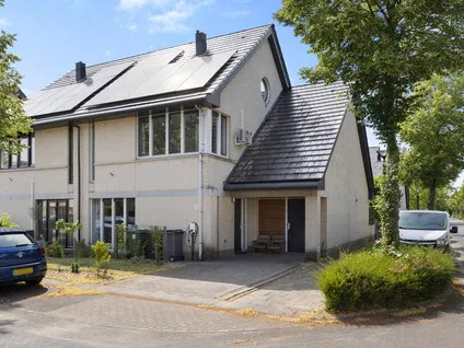 Corner house for sale: Luitenantstraat 15, Loovelden Huissen