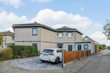 Hoekwoning te koop: Luitje Broekemastraat 8, Purmerend