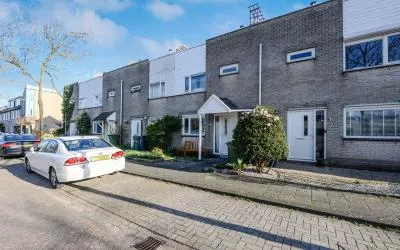 Tussenwoning te huur: Luitstraat 18, Muziekwijk N.-Midden Almere