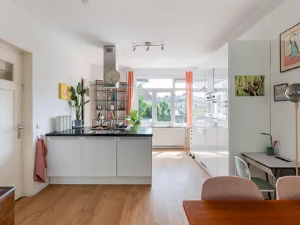 Apartment for sale: Lumeystraat 1B, Blijdorp Rotterdam