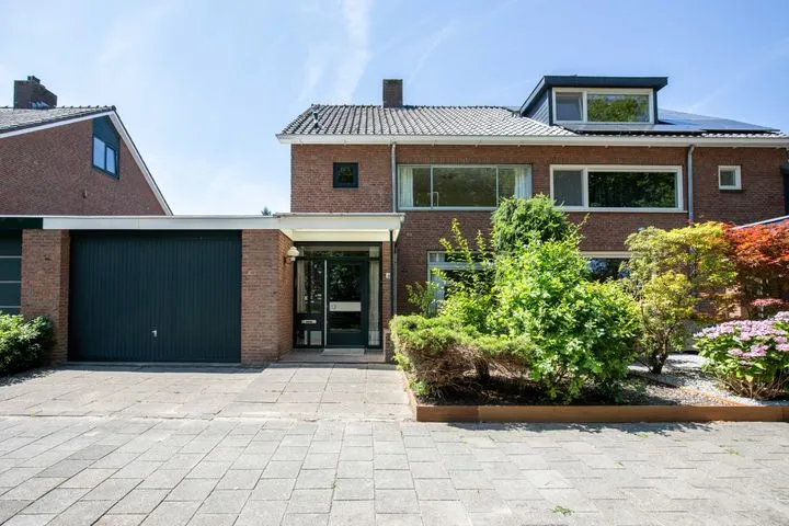 Tussenwoning te koop: Lunalaan 6, Aalsmeer