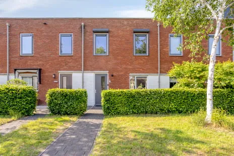 Tussenwoning te koop: Lunenburg 36, De Burgen Ede