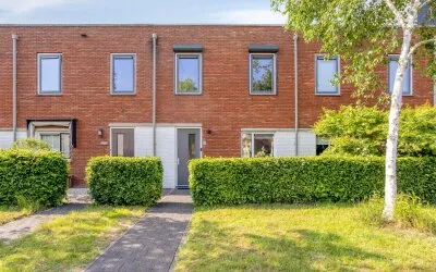 Tussenwoning te koop: Lunenburg 36, De Burgen Ede