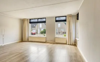 Twee-onder-één-kap te koop: Lunterenstraat 55, De Kievit Zuid-Oost Tilburg