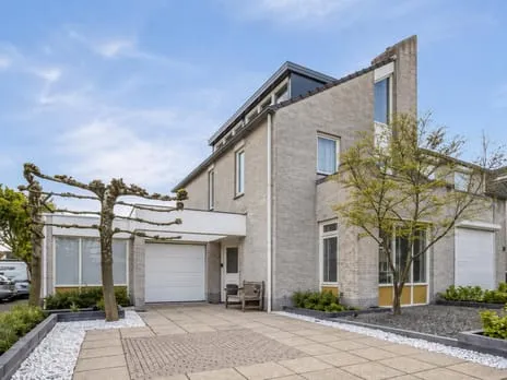 Hoekwoning te koop: Lupineberg 1, Tolberg-West Roosendaal