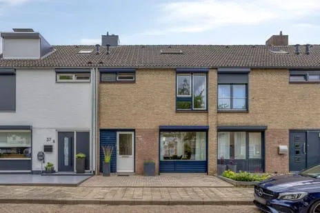 Tussenwoning te koop: Lutetiahof 39, Daalhof Maastricht