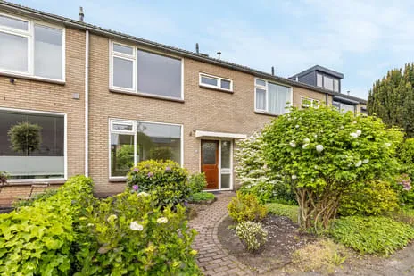 Tussenwoning te koop: Lutherhof 134, Kerkelanden Hilversum
