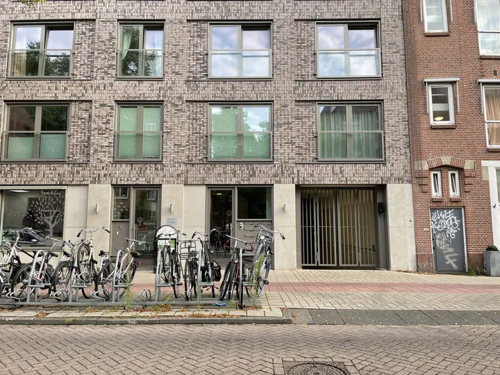 Studio te huur: Lutmastraat 175M, Burgemeester Tellegenbuurt-Oost Amsterdam