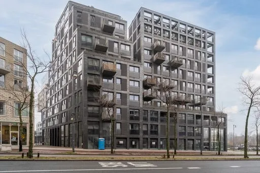 Woning te koop: Lutonhof, Amsterdam
