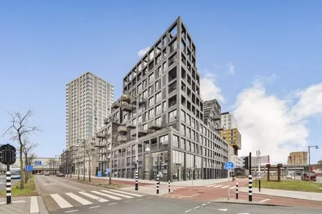 Appartement te koop: Lutonhof 379, Sloterdijk Stationskwartier Amsterdam