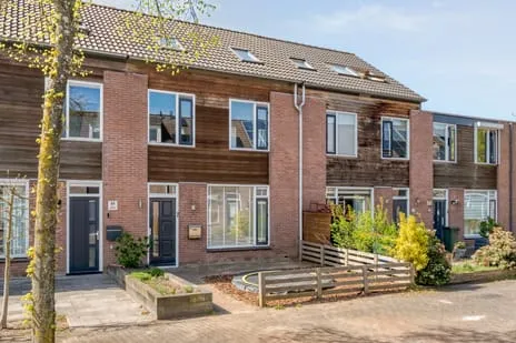 Tussenwoning te koop: Luzacware 17, Ittersumerlanden Zwolle