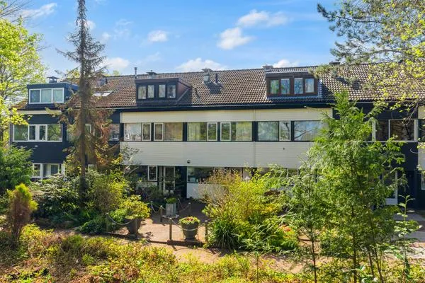 Tussenwoning te koop: Lyra 5, Waterman en omgeving Dordrecht