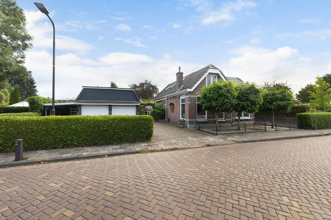 Vrijstaande woning te koop: Lytse Buorren 2, Garyp