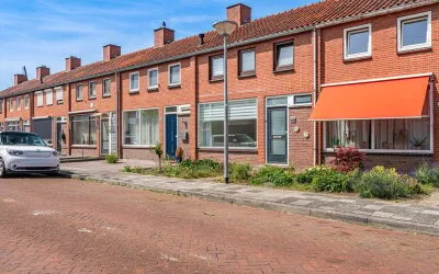 Tussenwoning te koop: M.A. de Ruyterlaan 12, Zeeheldenbuurt Winschoten