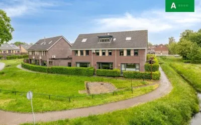 Tussenwoning te koop: M. Vasalisstraat 137, Winterswijk-Noordoost Winterswijk