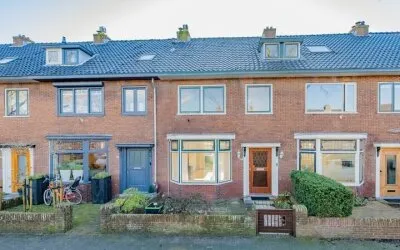 Tussenwoning te koop: M.K. Hofstedestraat 30, Kikvorsbuurt Ijmuiden