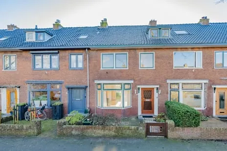 Tussenwoning te koop: M.K. Hofstedestraat 30, Kikvorsbuurt Ijmuiden
