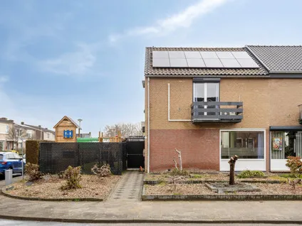 Twee-onder-één-kap te koop: M.L. Kingstraat 35, Eijsden